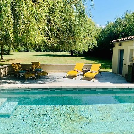 Mas Des Muses LʼIsle-sur-la-Sorgue Exterior foto