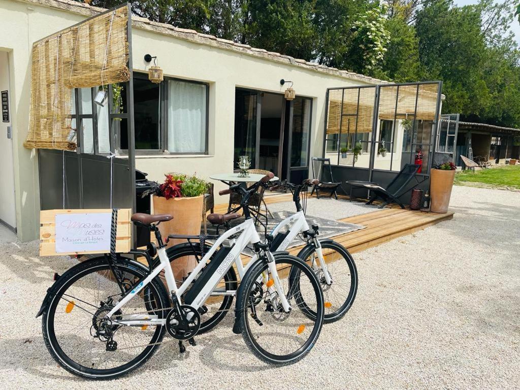 Mas Des Muses LʼIsle-sur-la-Sorgue Exterior foto